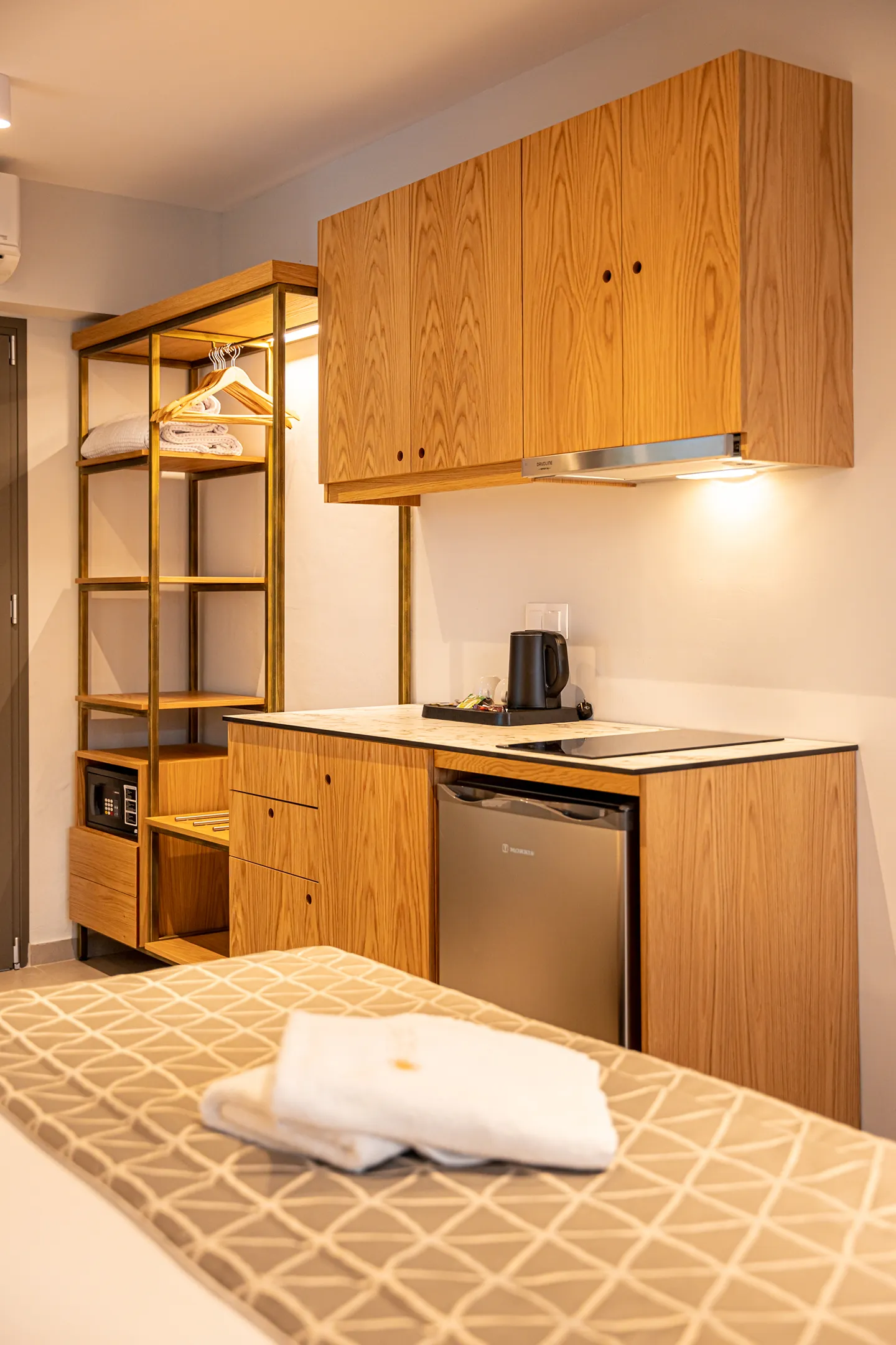 Tiara Holidays - Elegant Maltepe - Double Room with Balcony - kitchen